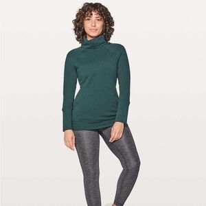 Lululemon To You Tunic in Submarine